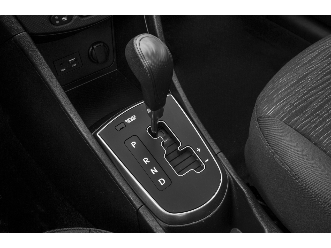 2015 Hyundai Accent 5-Door GS