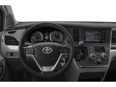 2019 Toyota Sienna XLE