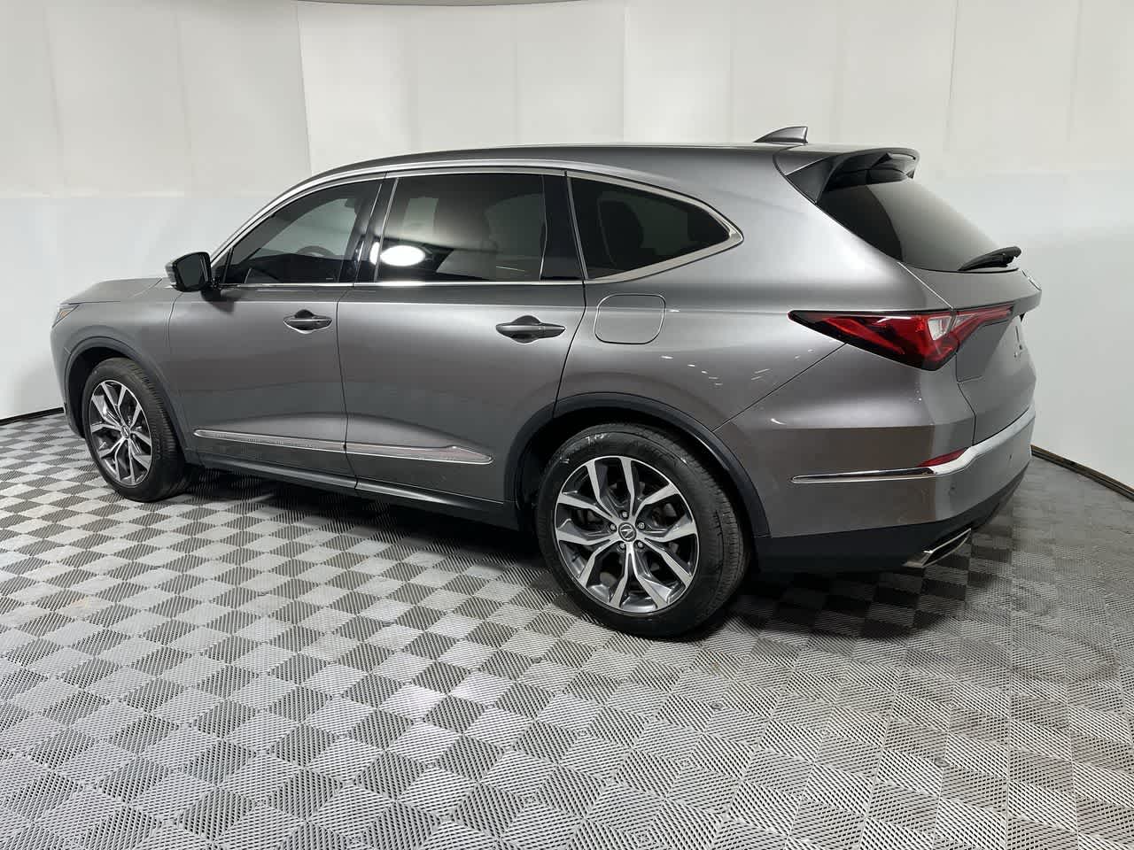 2023 Acura MDX w/Technology Package