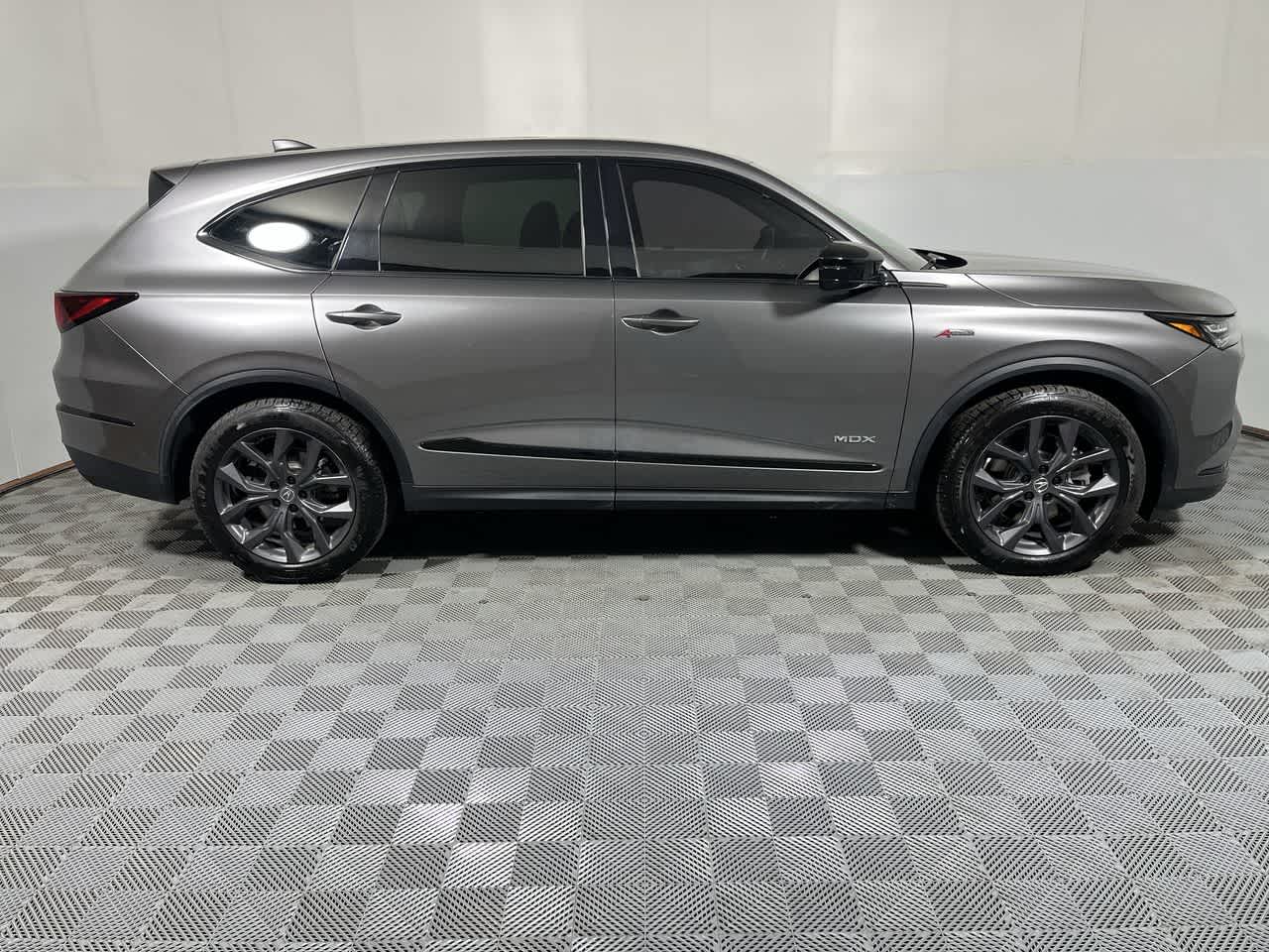 2022 Acura MDX w/A-Spec Package