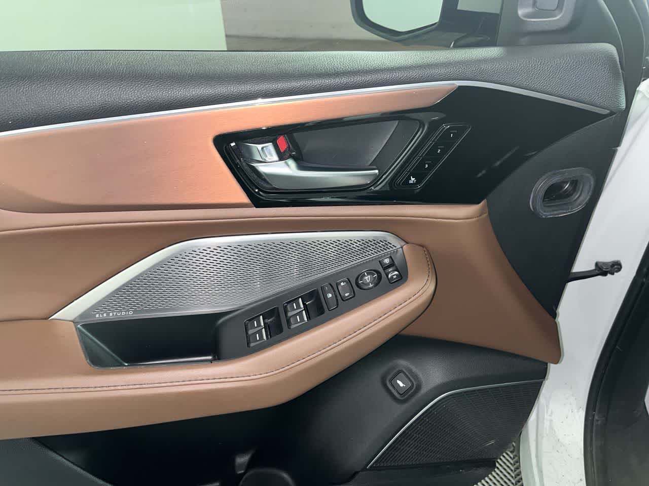 2022 Acura MDX w/Technology Package