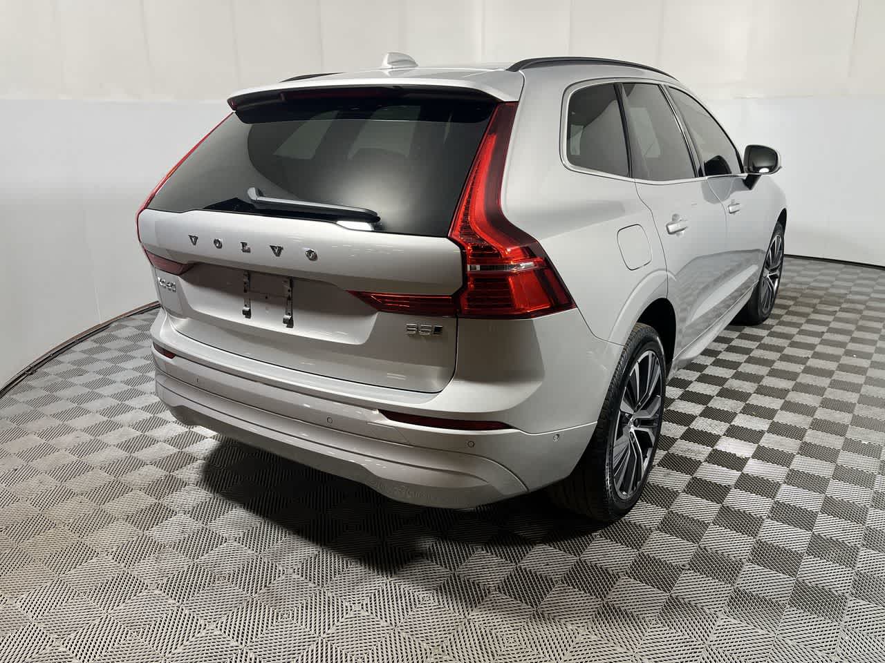 2022 Volvo XC60 Momentum