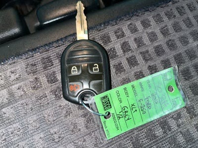 2015 Ford Super Duty F-250 SRW Lariat