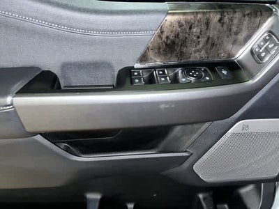 2025 Ford Super Duty F-350 SRW Pickup LARIAT