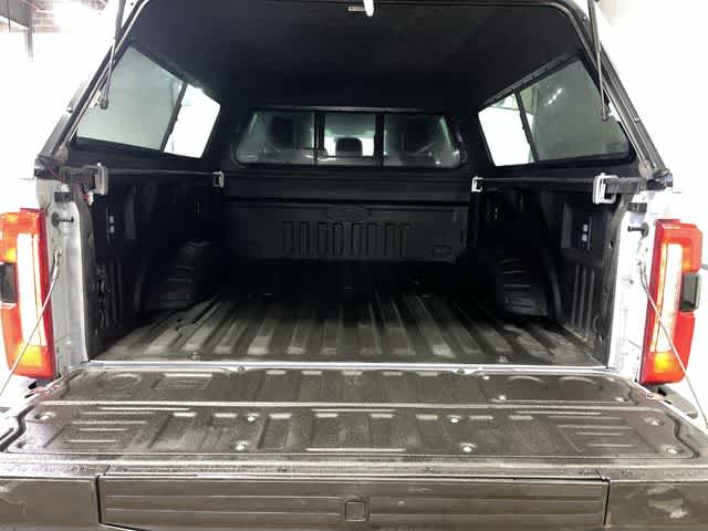 2025 Ford Super Duty F-350 SRW Pickup LARIAT