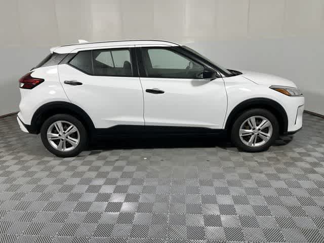 2022 Nissan Kicks S