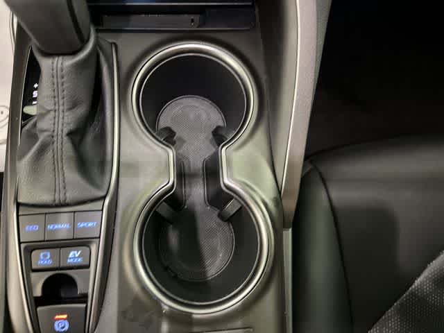 2022 Toyota Camry Hybrid XSE