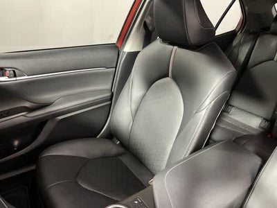 2022 Toyota Camry Hybrid XSE