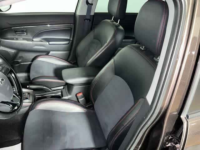 2024 Mitsubishi Outlander Sport SE