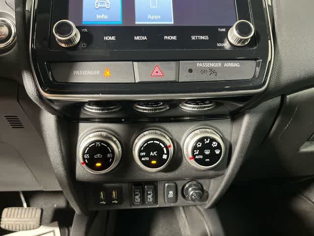 2024 Mitsubishi Outlander Sport SE