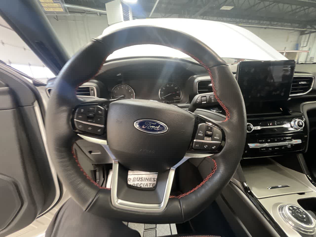 2024 Ford Explorer ST-Line