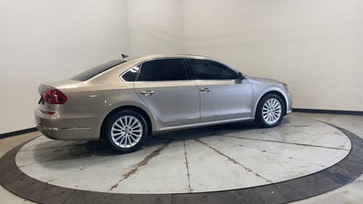 2016 Volkswagen Passat 1.8T SE