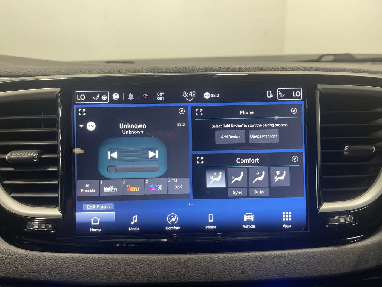 2025 Chrysler Pacifica Select