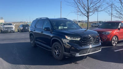 2023 Honda Pilot TrailSport