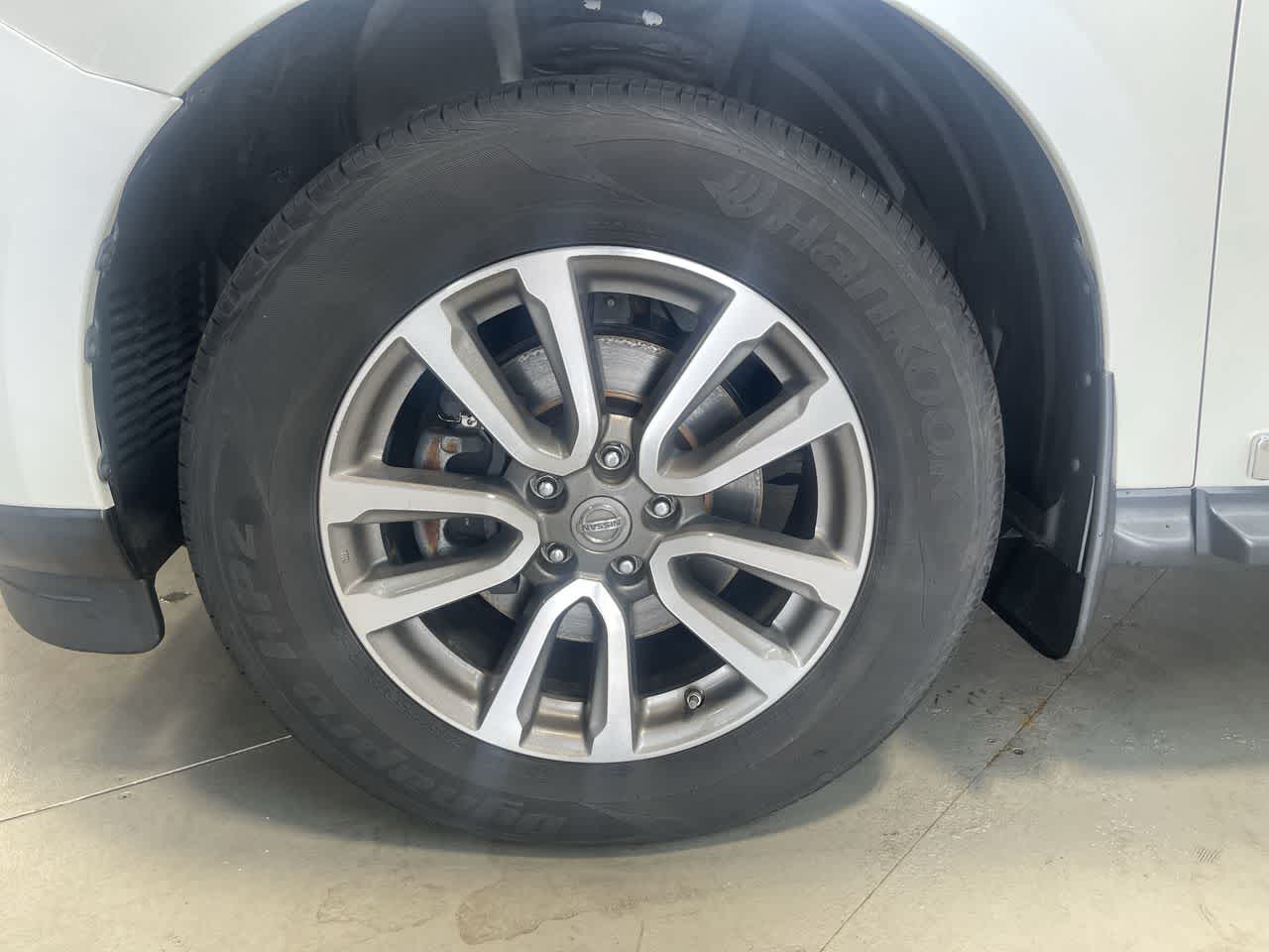 2015 Nissan Pathfinder SL