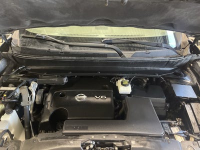 2013 Nissan Pathfinder Platinum