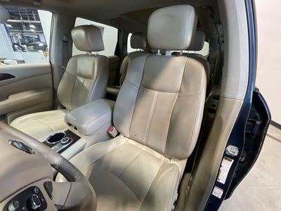 2013 Nissan Pathfinder Platinum