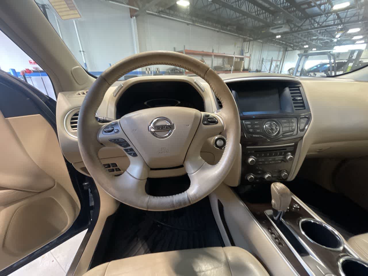 2013 Nissan Pathfinder Platinum