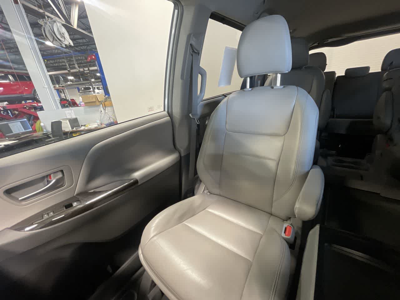 2019 Toyota Sienna XLE