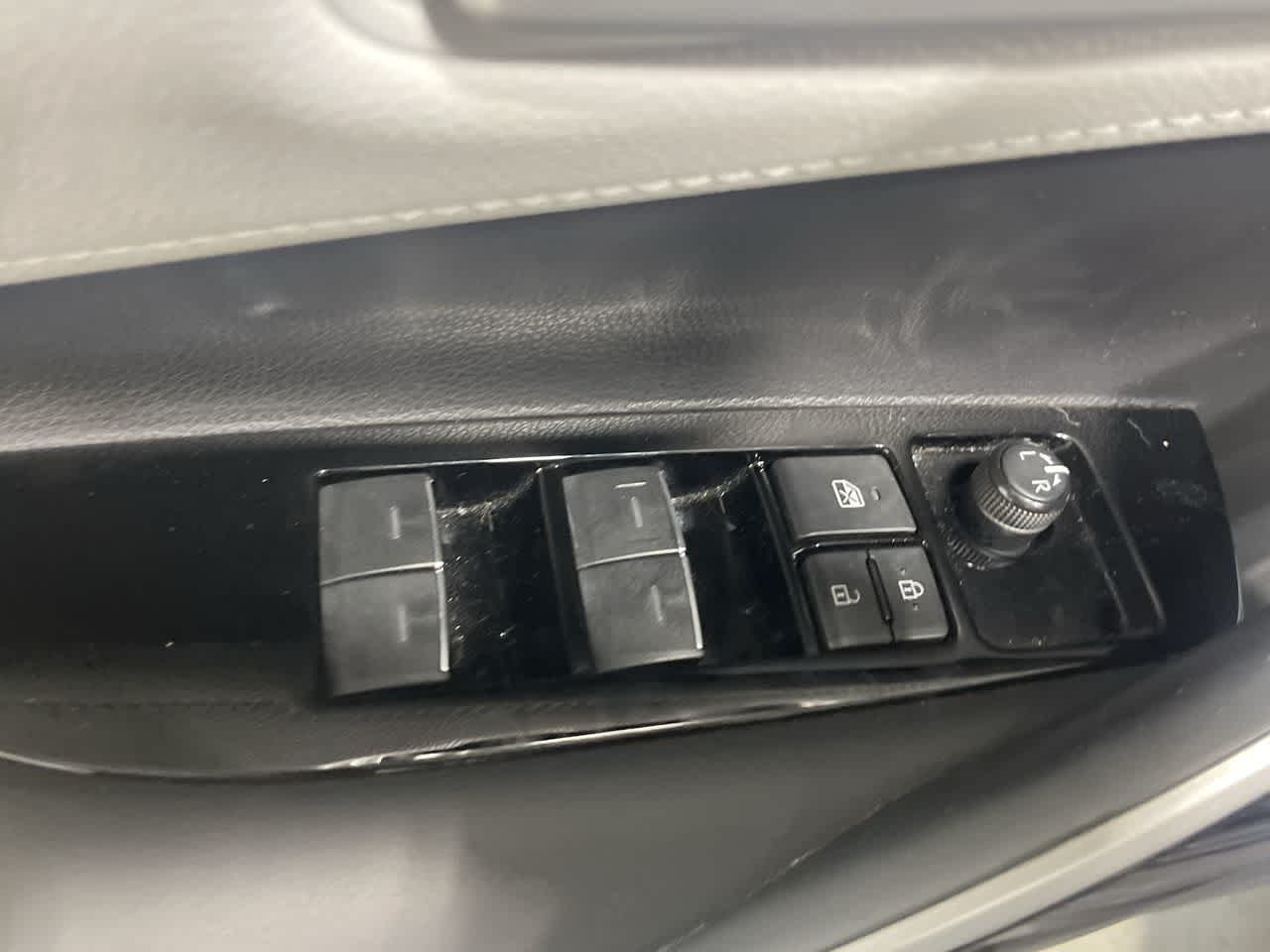 2022 Toyota Corolla Hatchback XSE