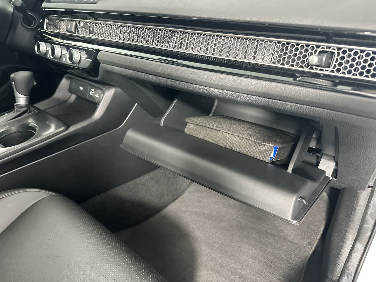 2024 Honda Civic Hatchback EX-L