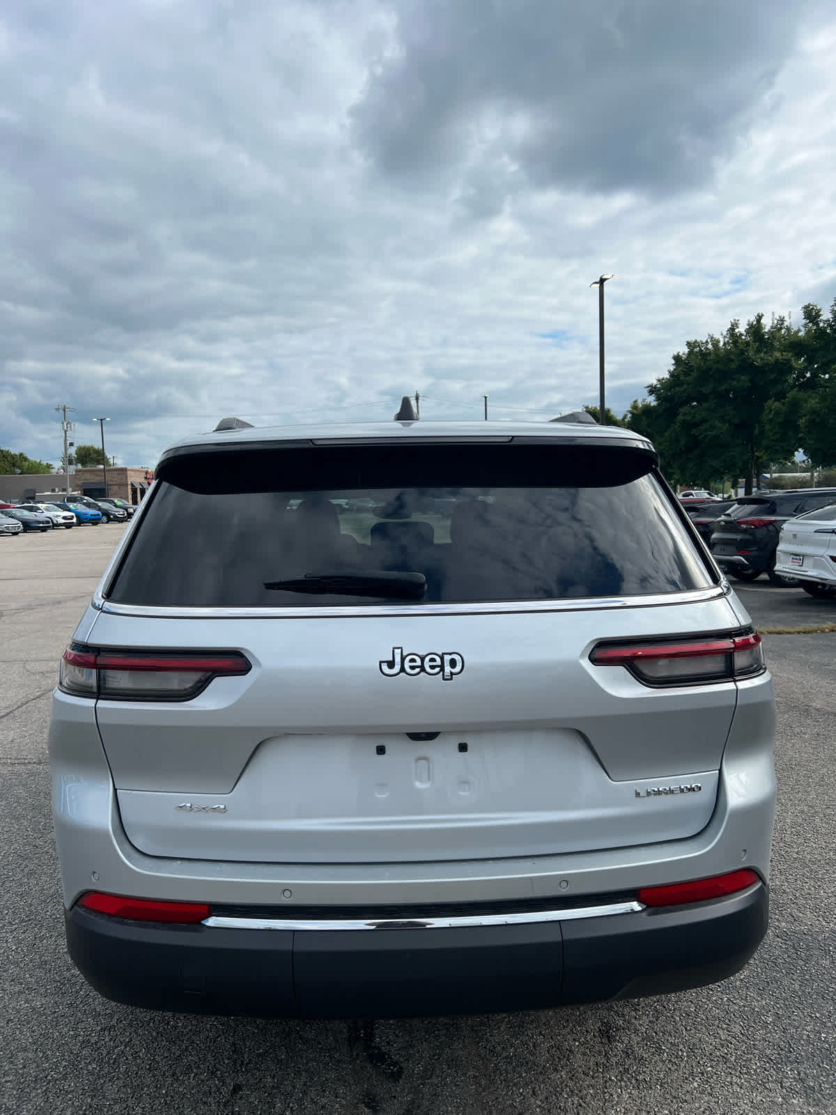 2023 Jeep Grand Cherokee L Laredo