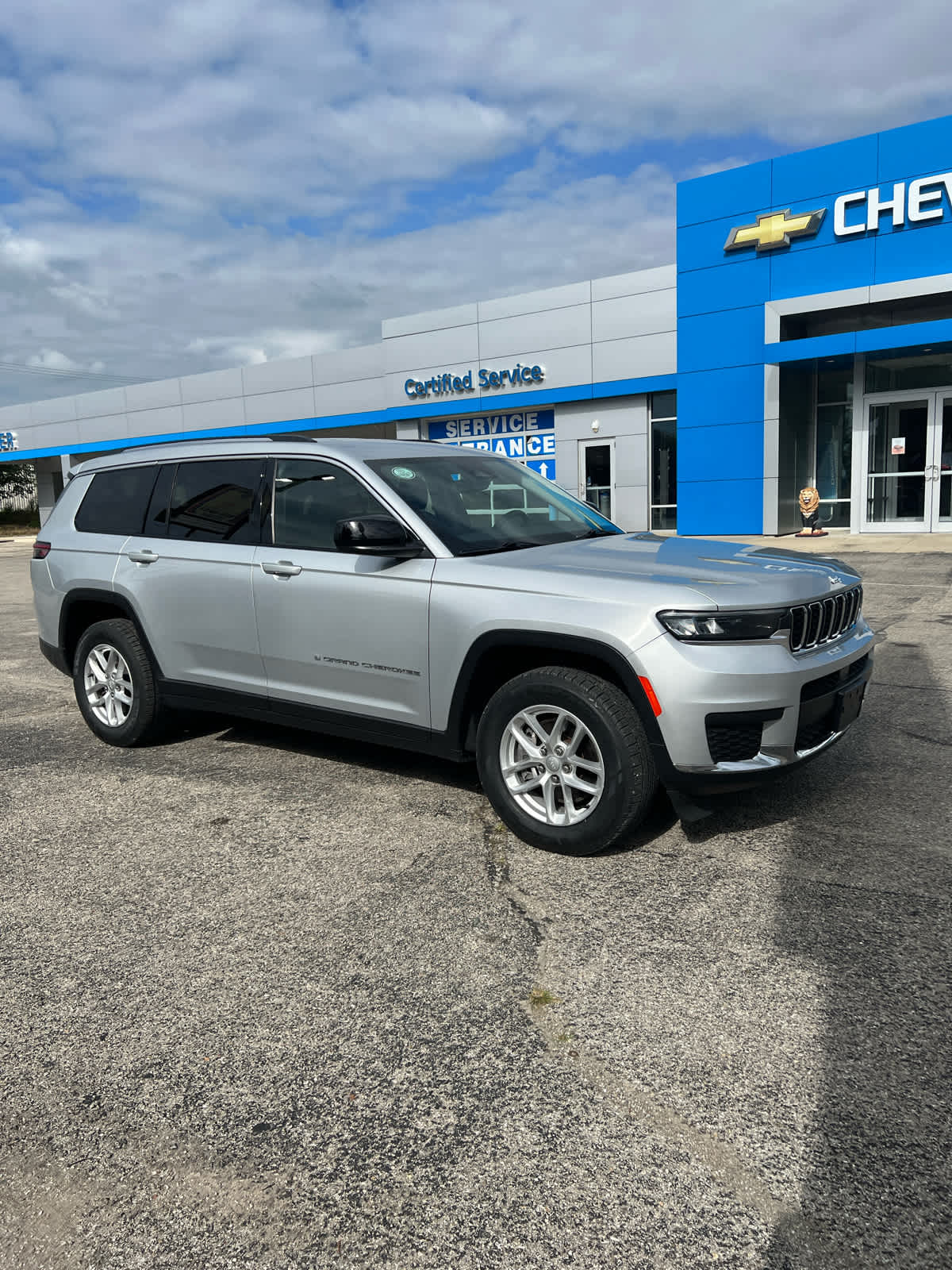 2023 Jeep Grand Cherokee L Laredo