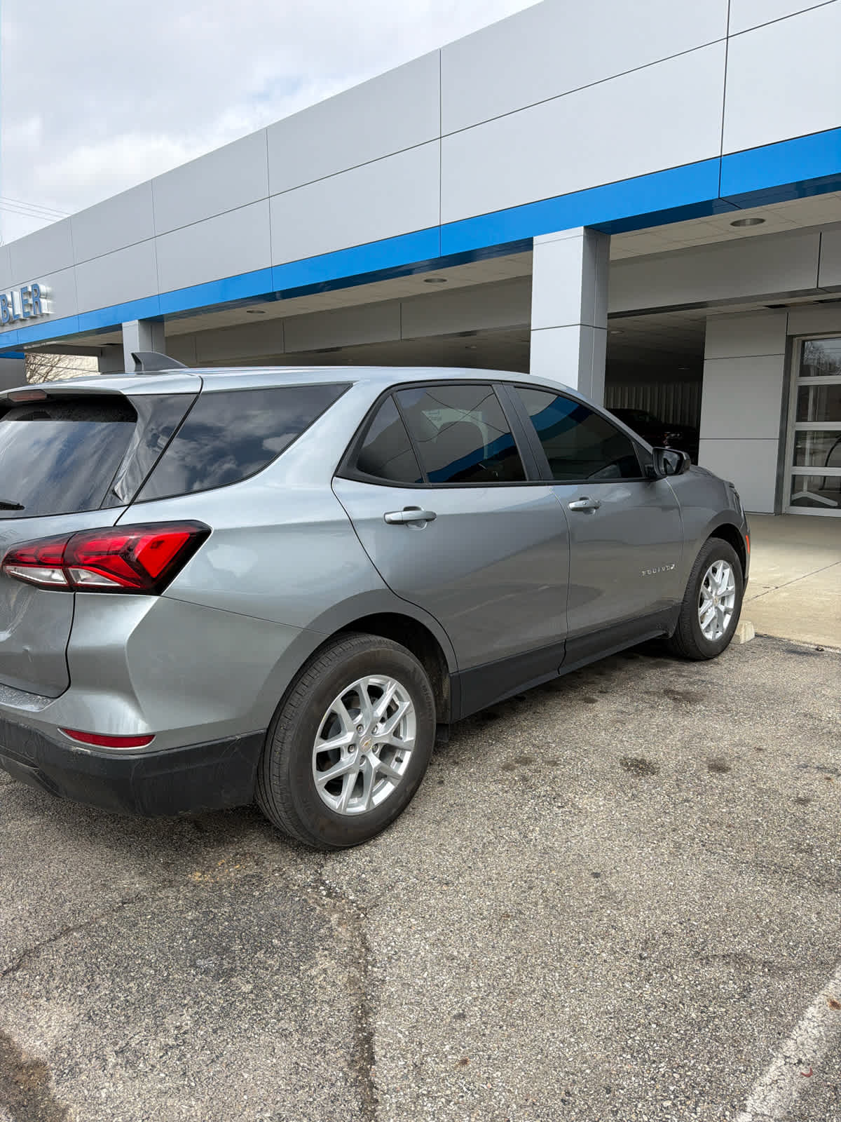 2023 Chevrolet Equinox LS