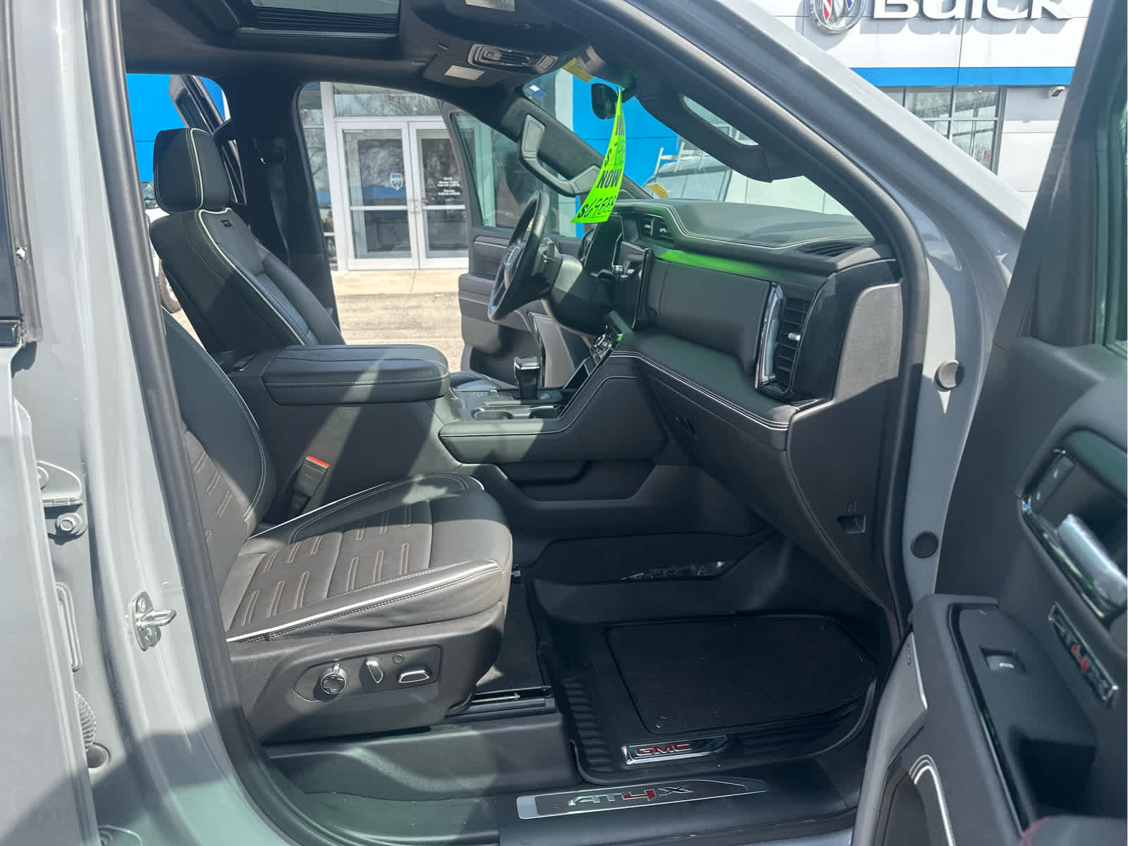 2024 GMC Sierra 1500 AT4X