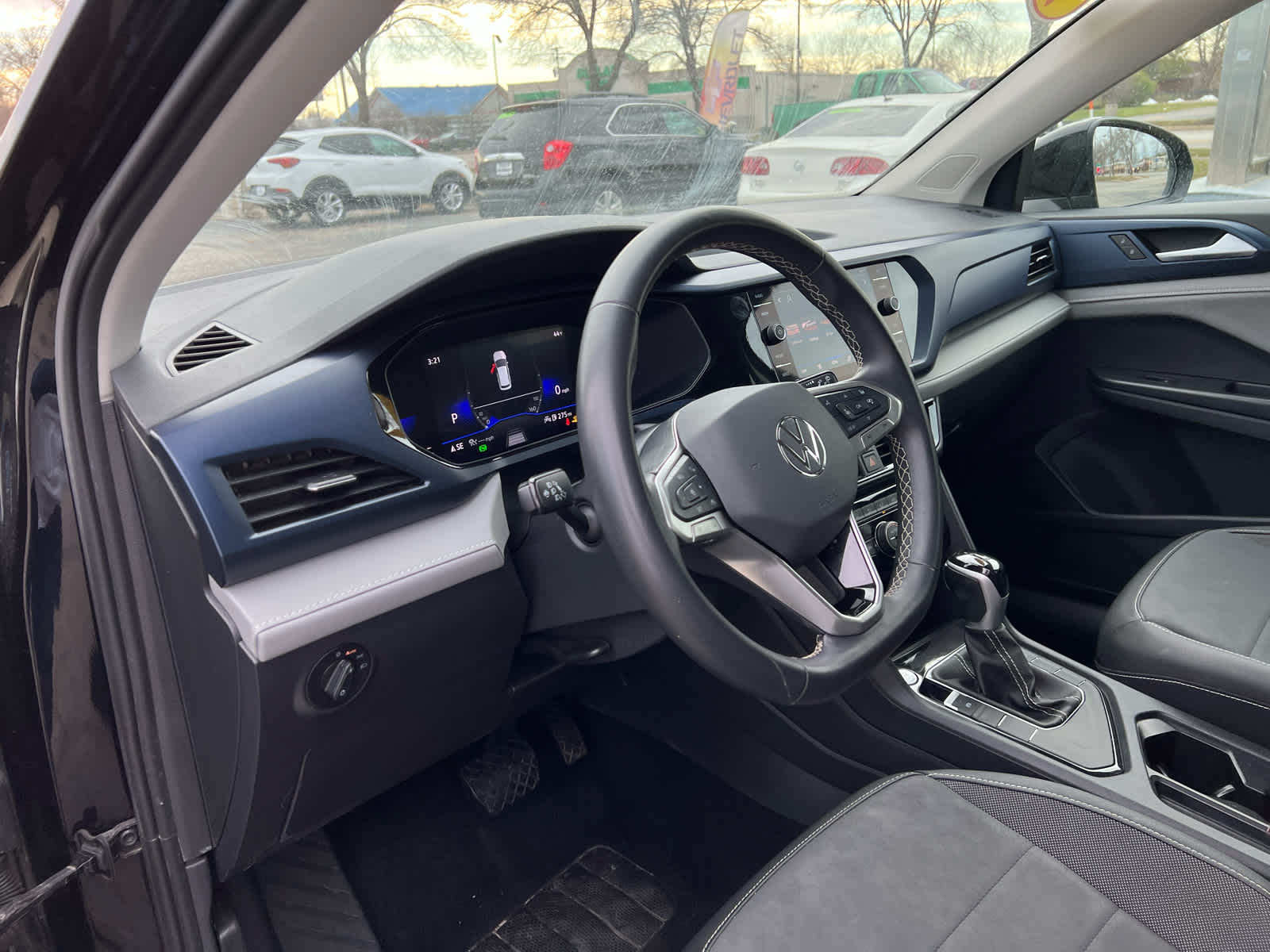 2024 Volkswagen Taos SE