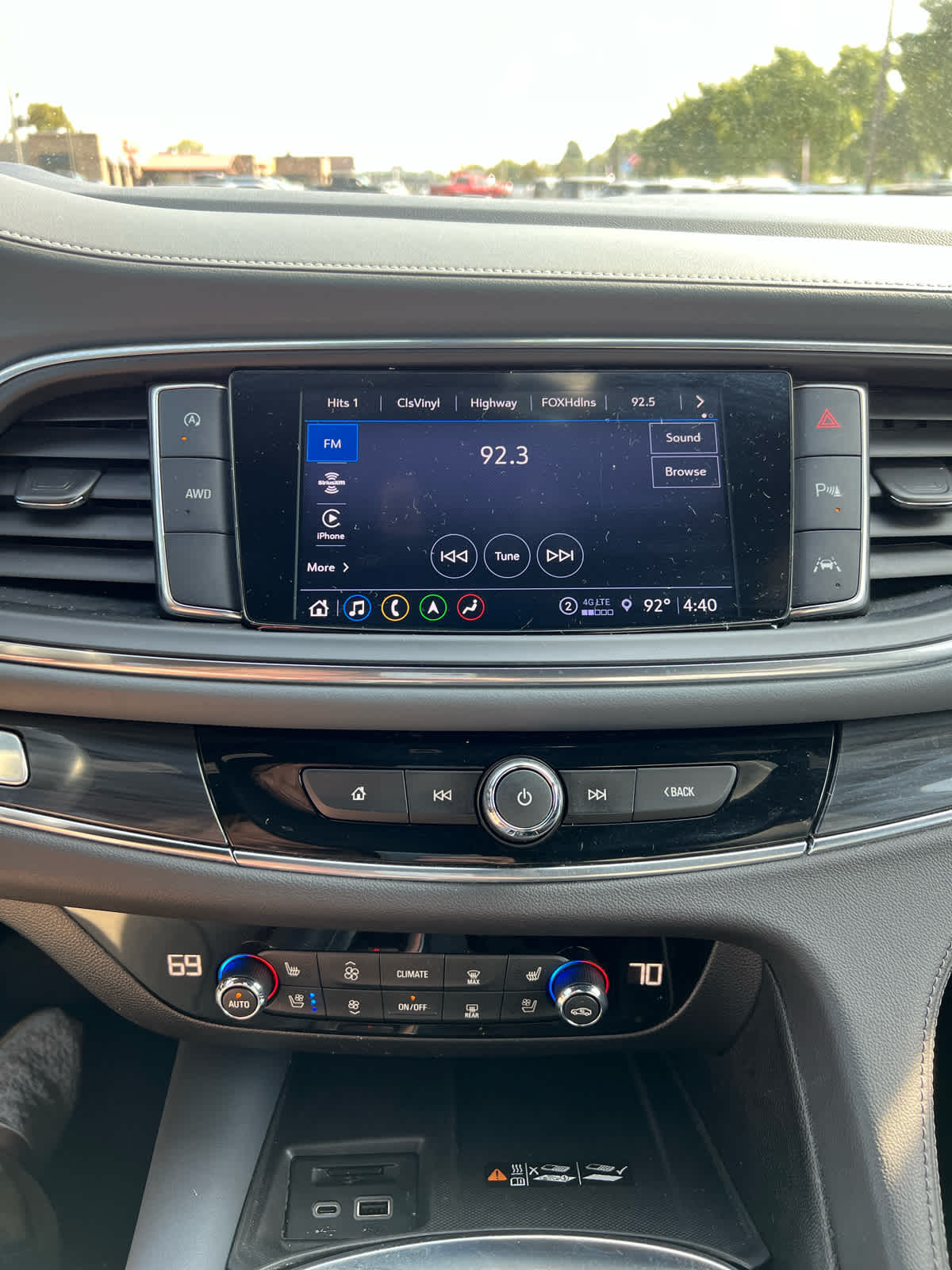 2024 Buick Enclave Premium