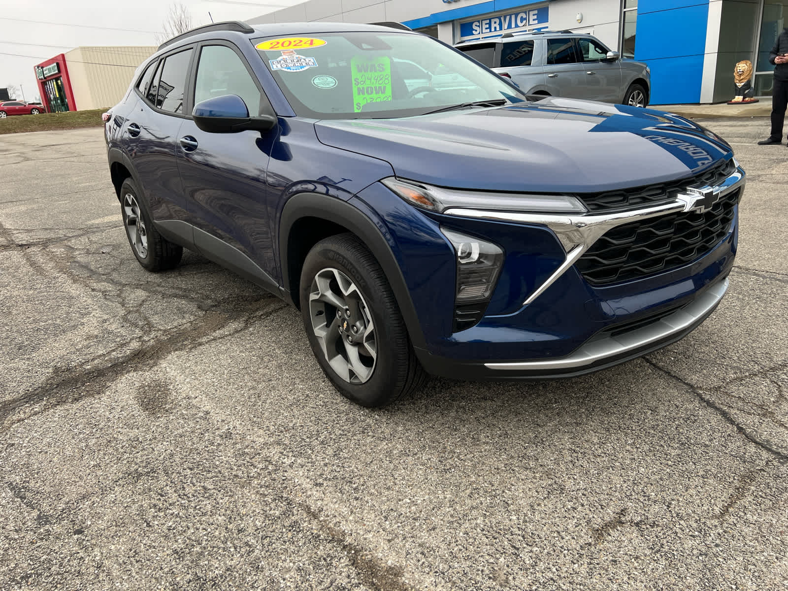 2024 Chevrolet Trax LT