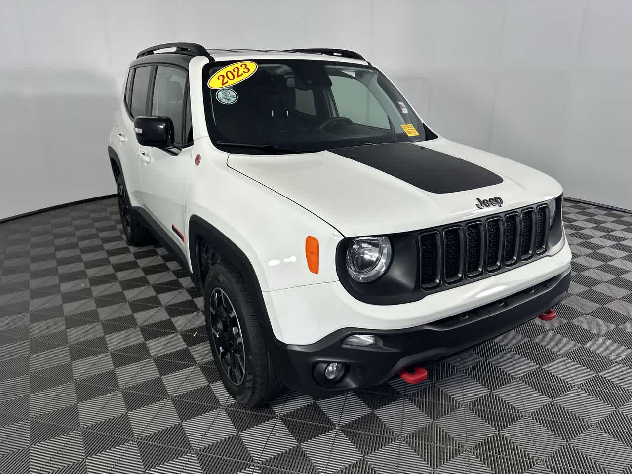 2023 Jeep Renegade Trailhawk