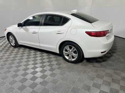 2013 Acura ILX Base