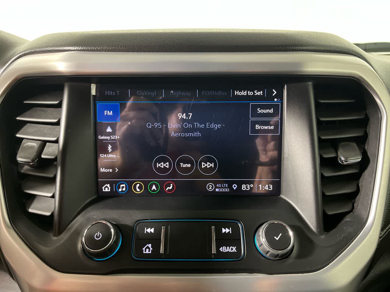 2022 GMC Acadia SLE