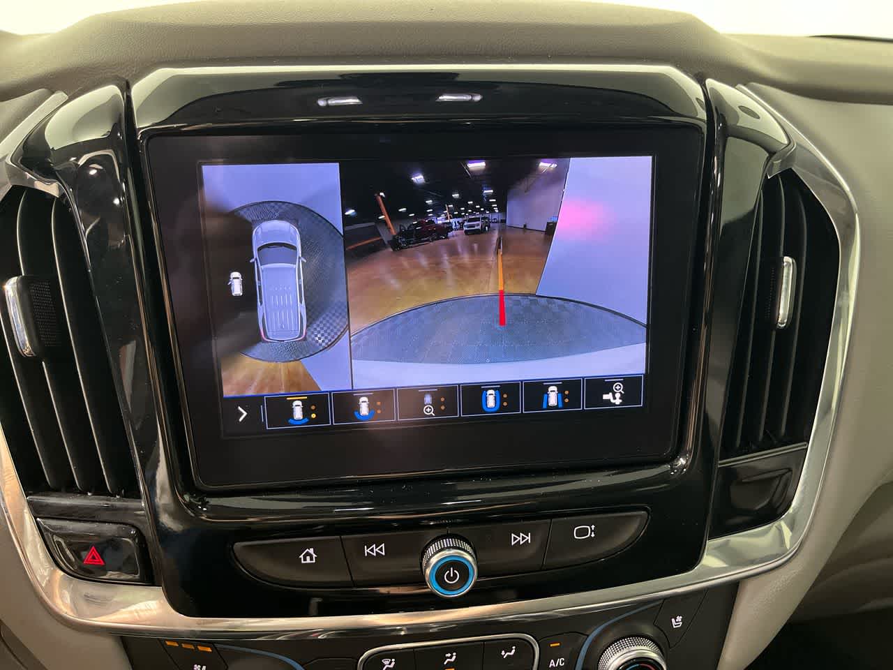 2021 Chevrolet Traverse Premier