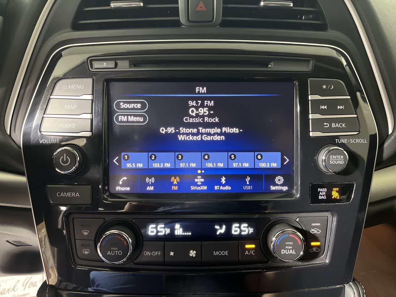 2022 Nissan Maxima SV