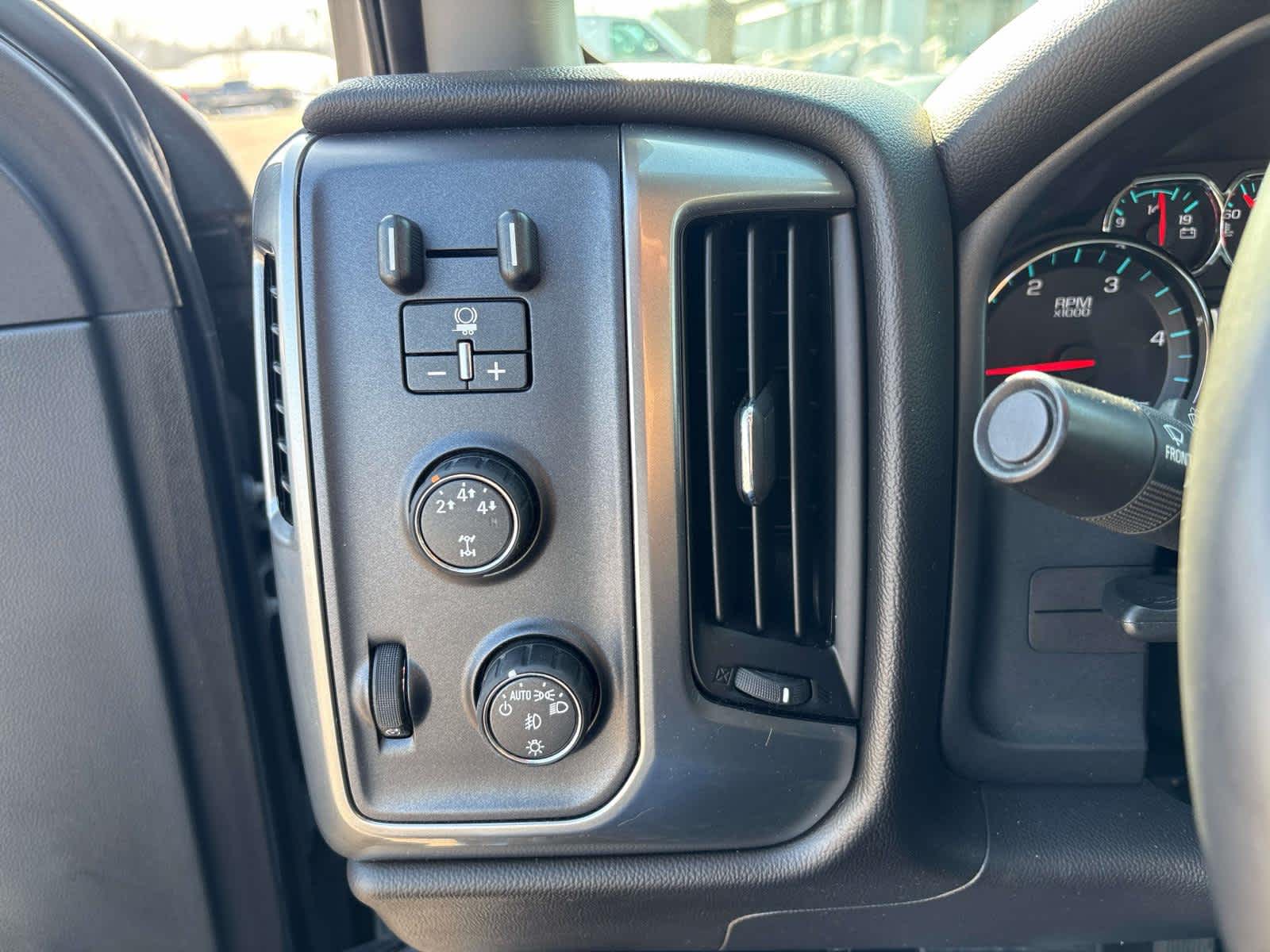 2016 Chevrolet Silverado 3500 HD LT