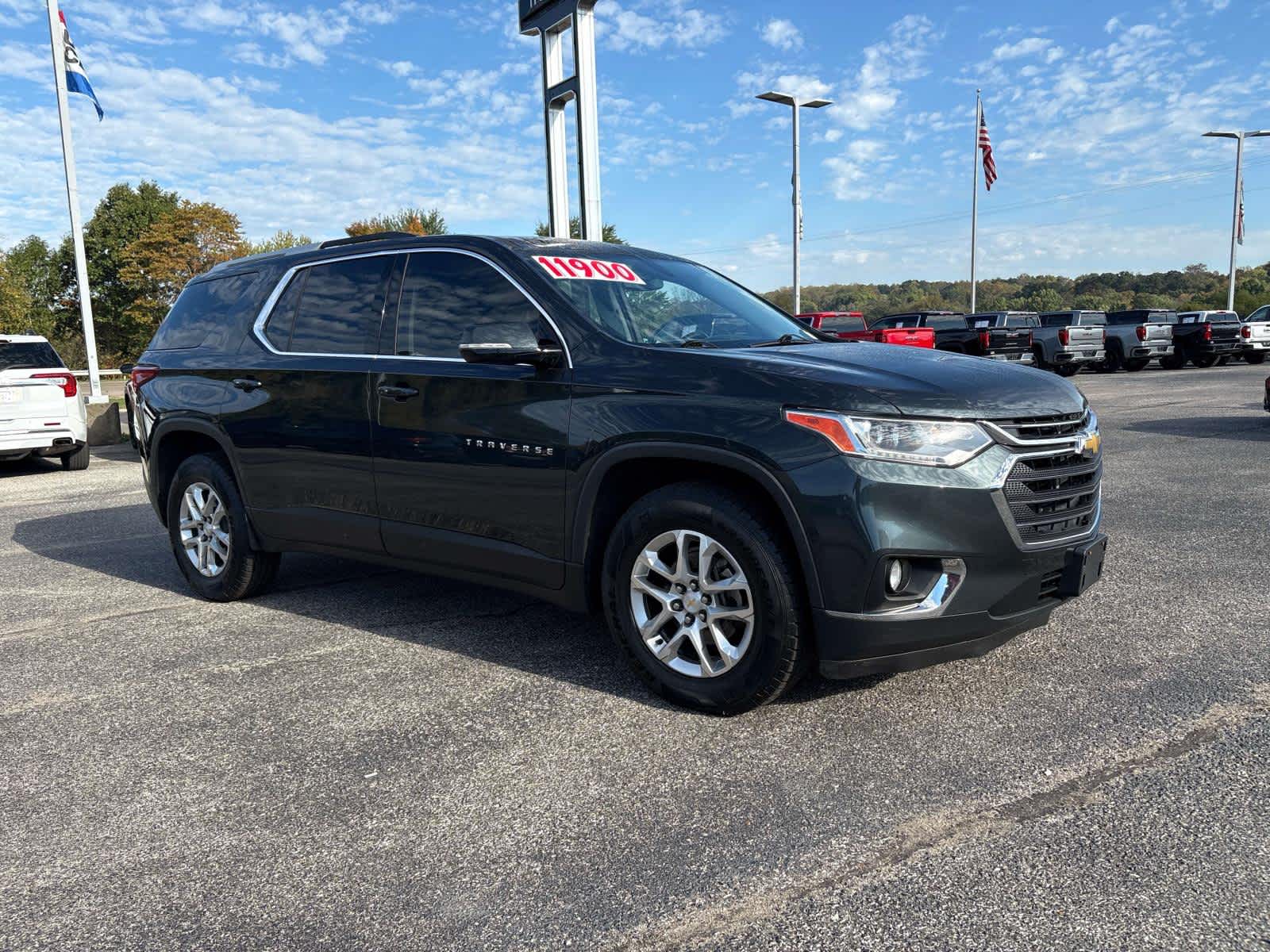2018 Chevrolet Traverse LT Cloth