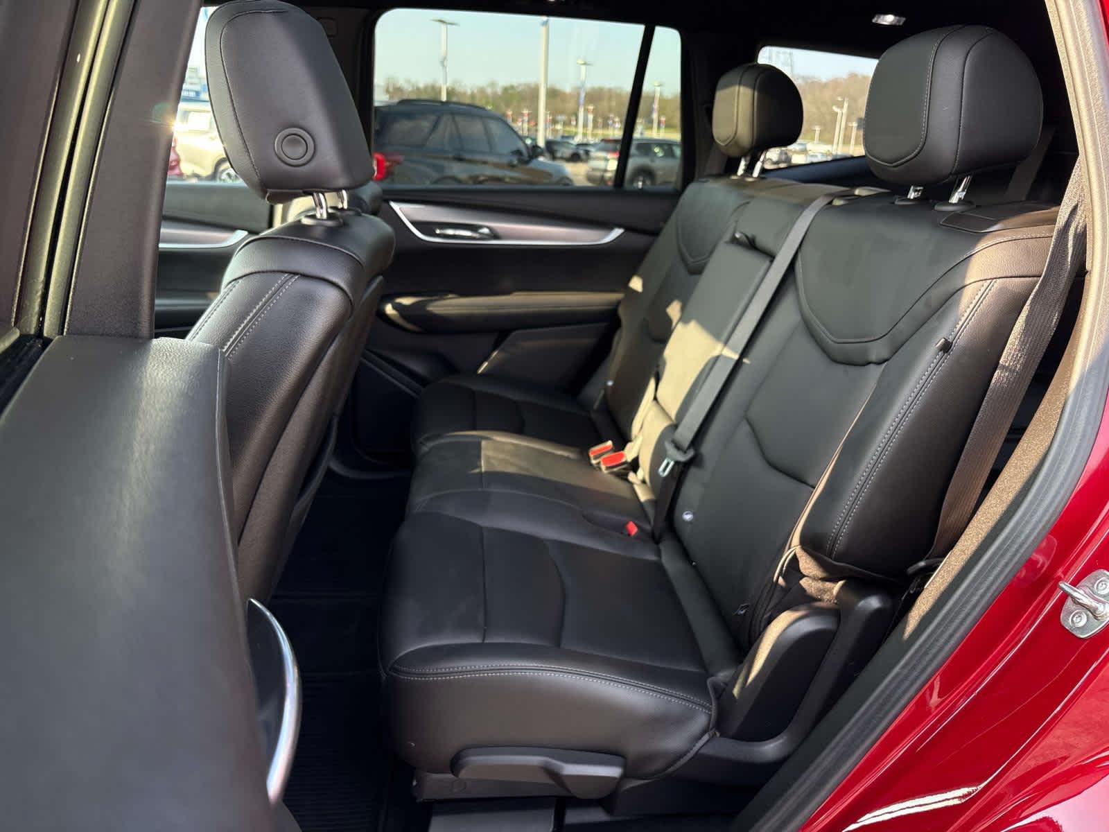 2024 Cadillac XT6 Luxury