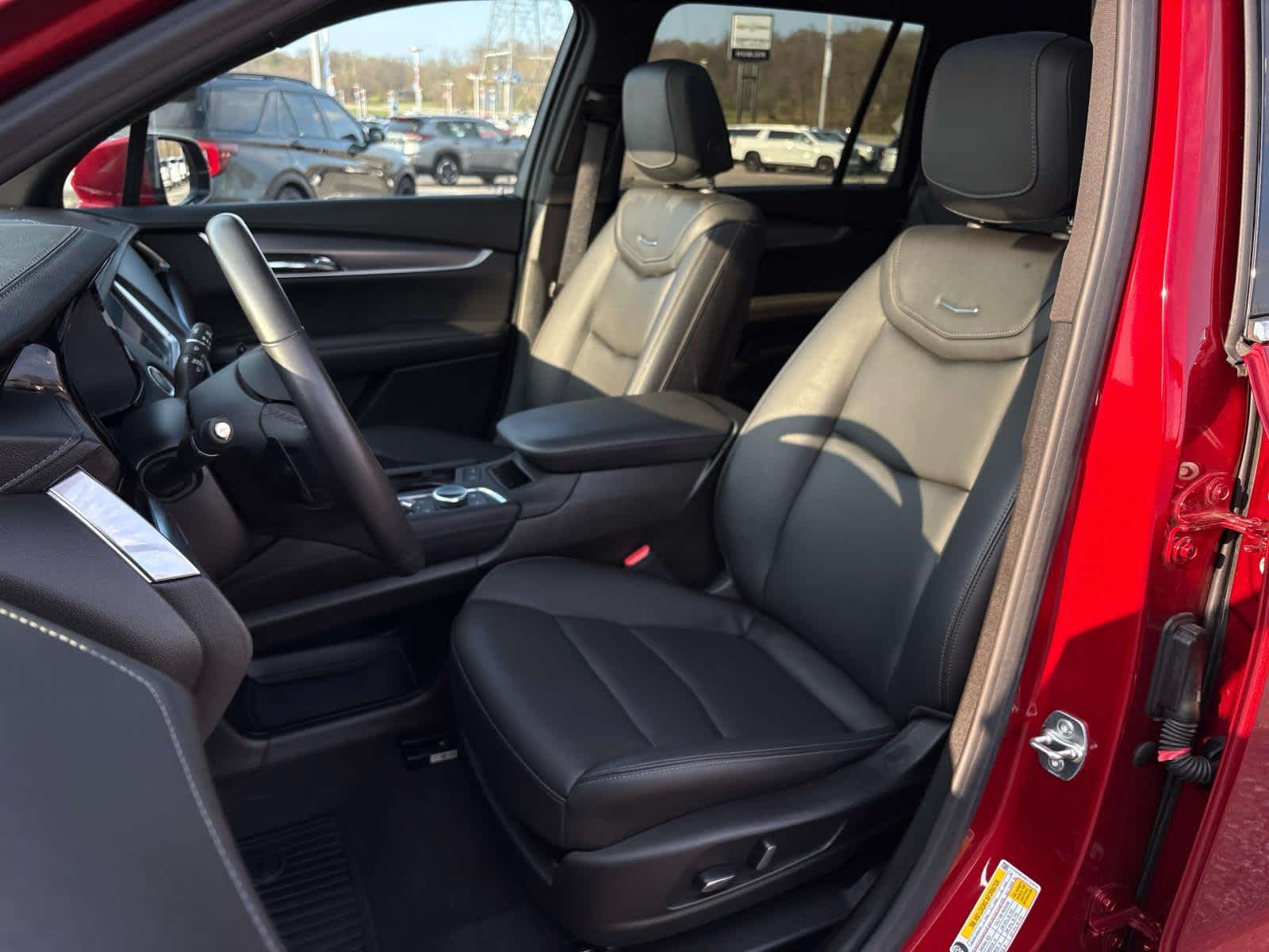 2024 Cadillac XT6 Luxury