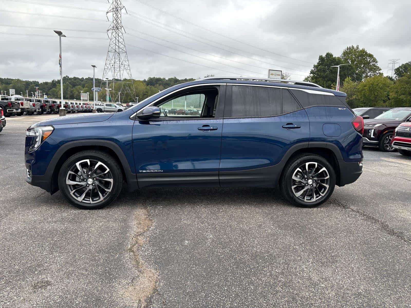 2022 GMC Terrain SLT