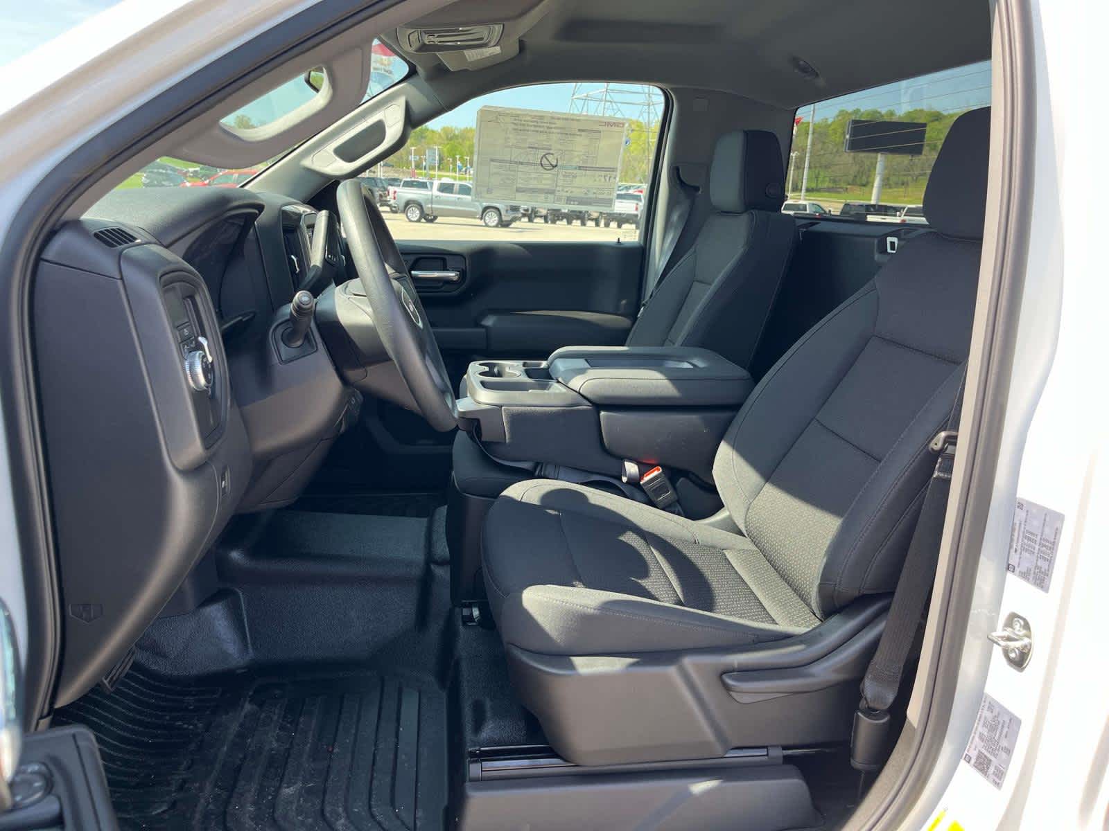 2025 GMC Sierra 1500 Pro