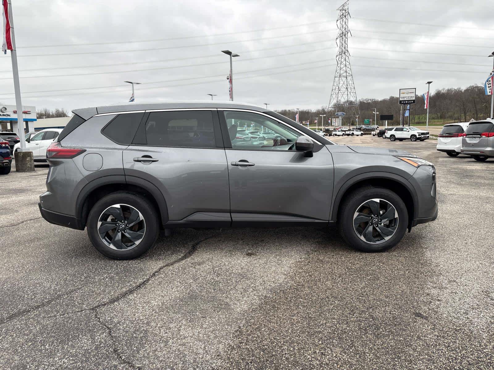 2024 Nissan Rogue SV