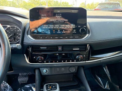 2022 Nissan Rogue SL