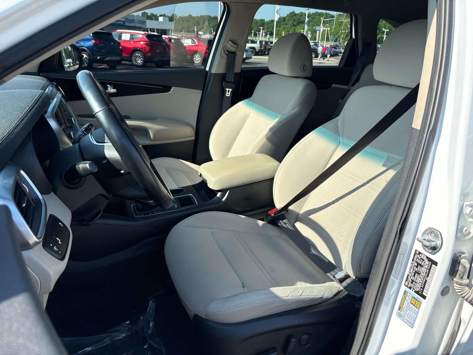 2020 Kia Sorento LX