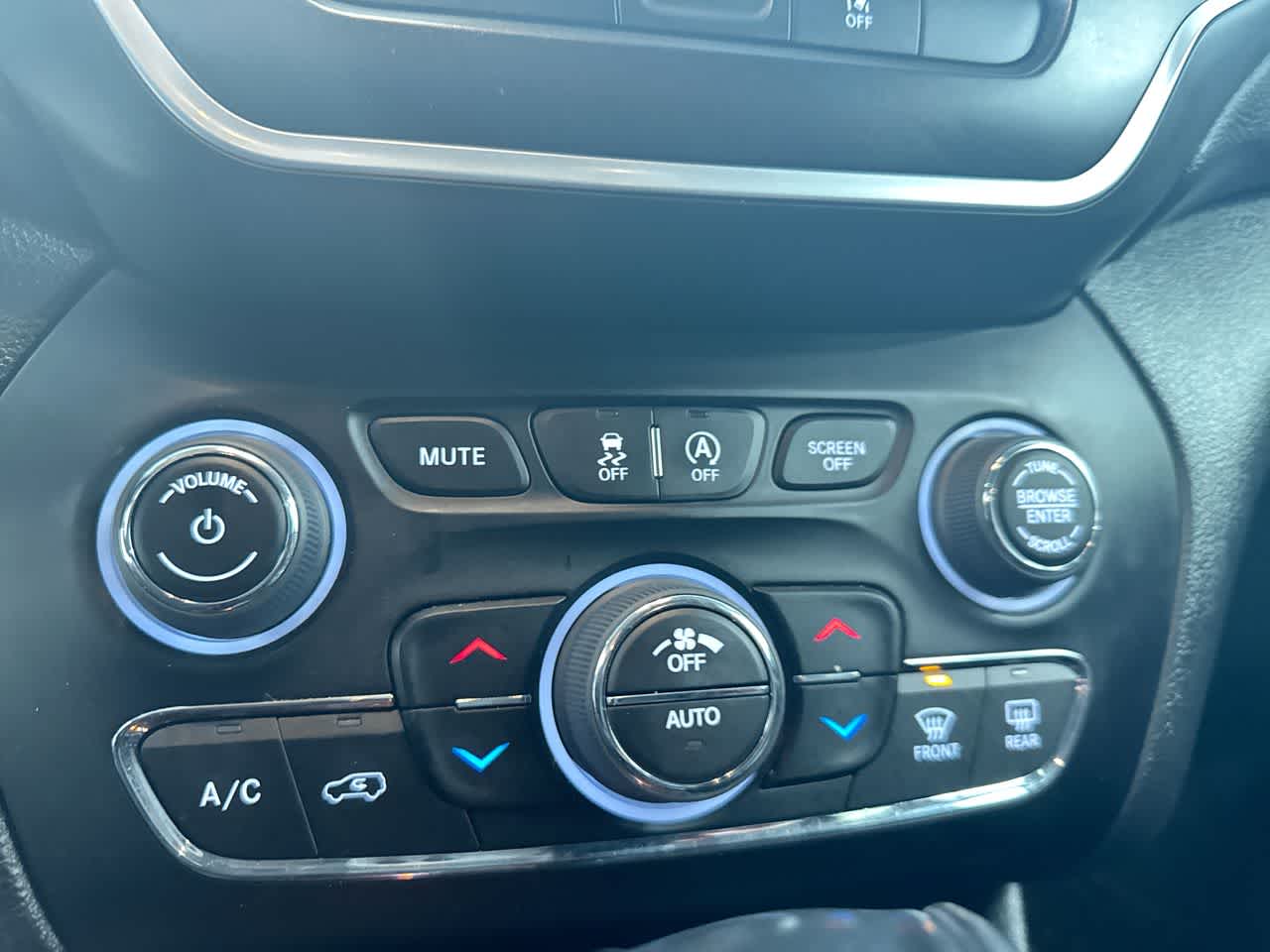 2022 Jeep Cherokee Trailhawk