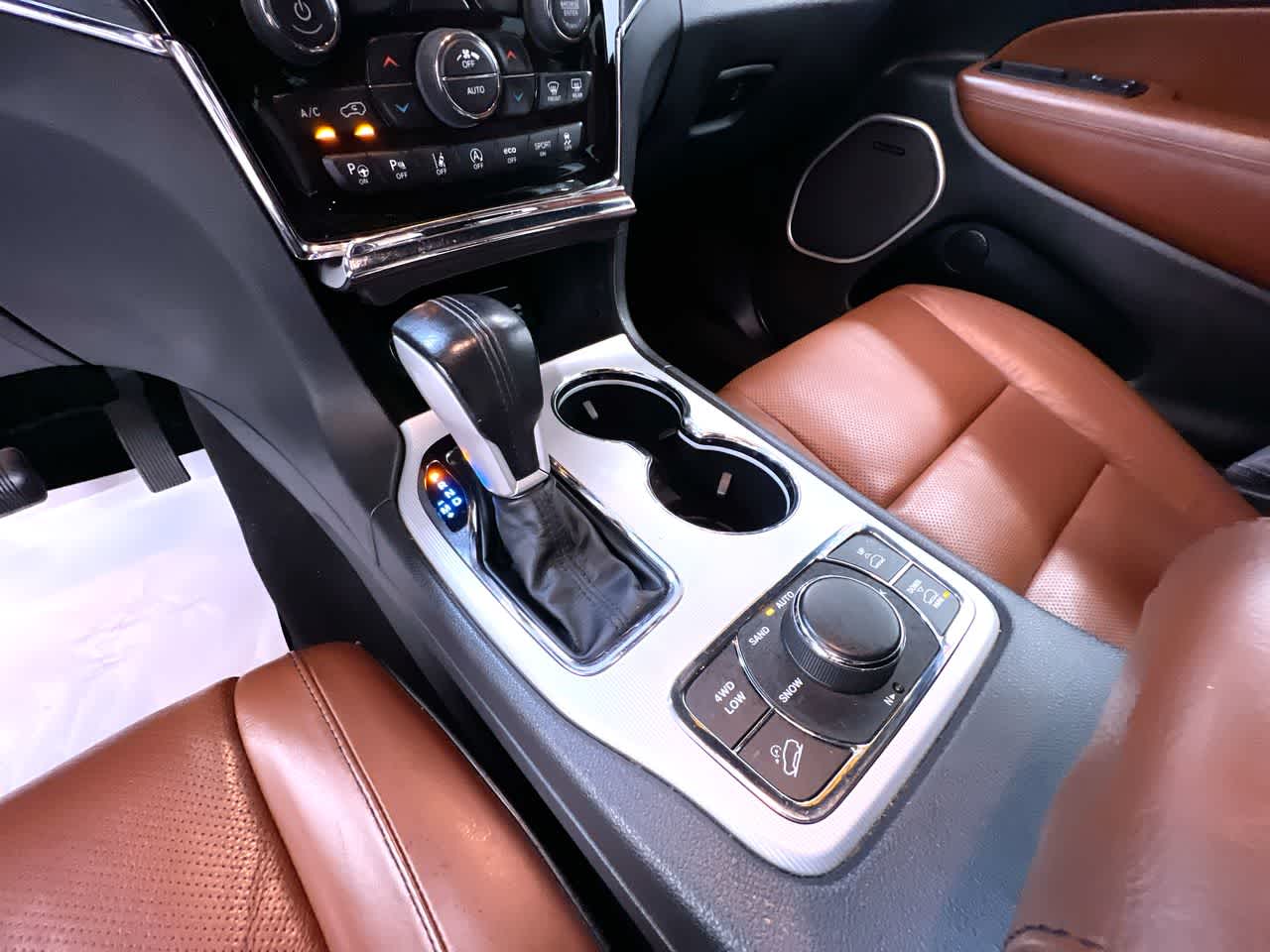 2019 Jeep Grand Cherokee Summit