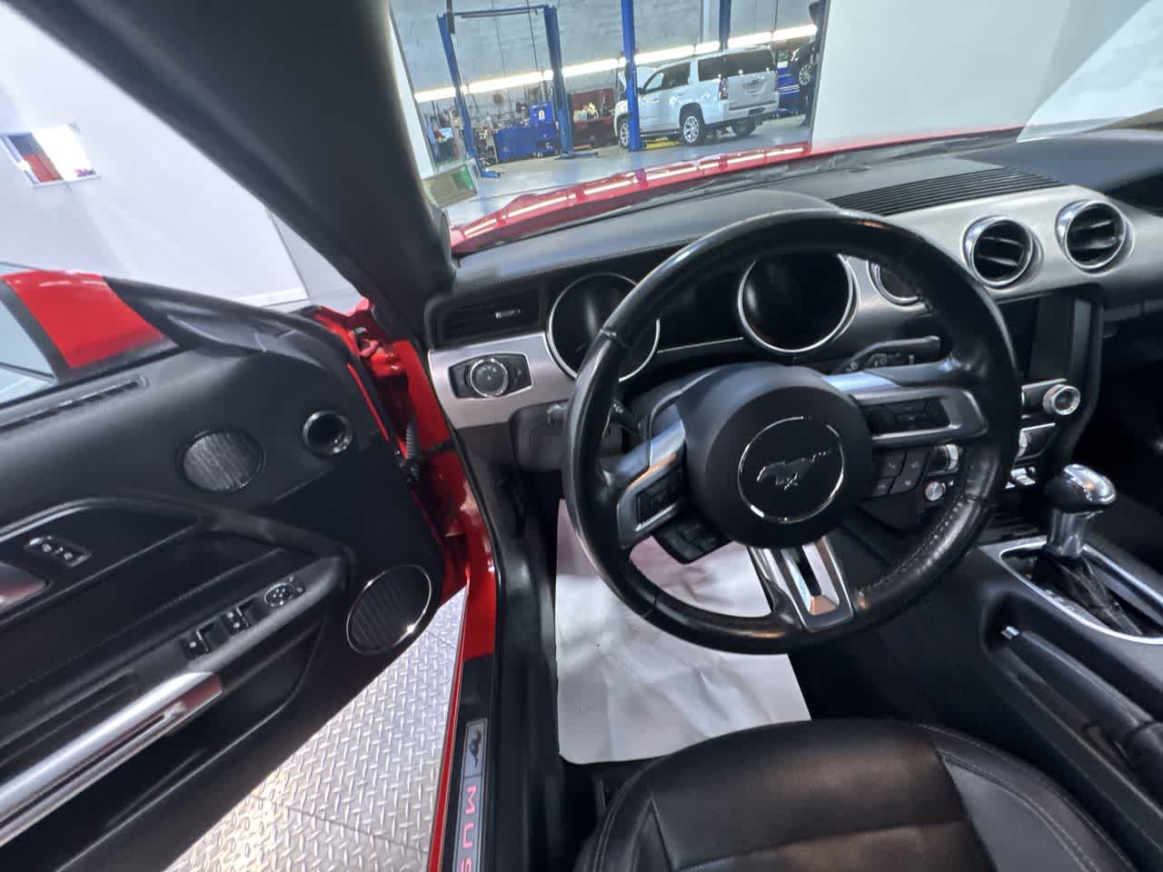 2023 Ford Mustang EcoBoost