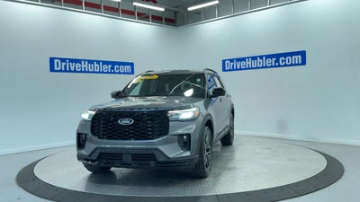2025 Ford Explorer ST-Line